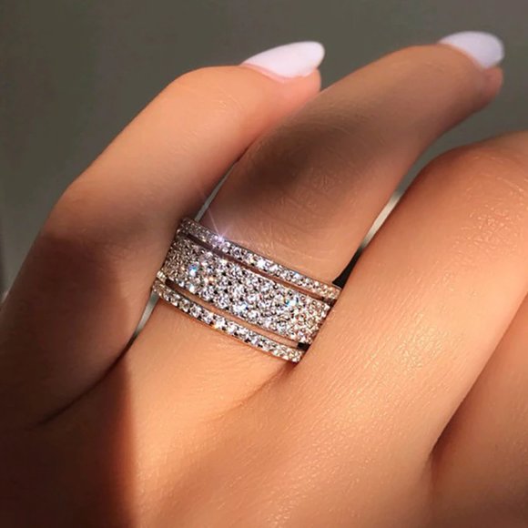 NWT Wedding Band -size 7 - Picture 1 of 6